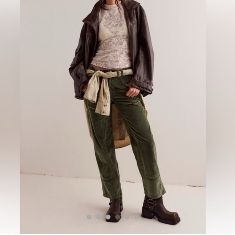 Free People We the Free Risk Taker Garden Green Corduroy Pants Size 30